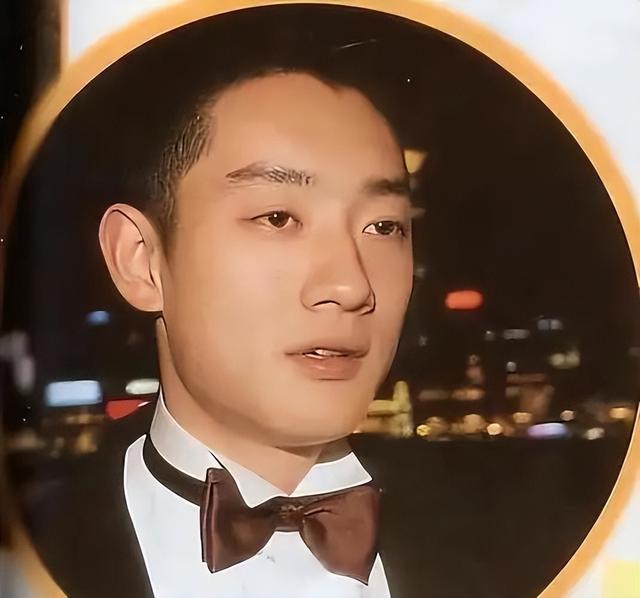 “京圈恶少”王烁：睡遍娱乐圈女星，殴打继母王艳，枪指刘涛老公
