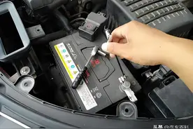 只要你做到这4点，汽车电瓶8年都不用换图片