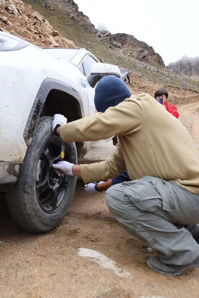 超3万公里，中国最牛环线！108天环祖国一圈，退休自驾路线Top1