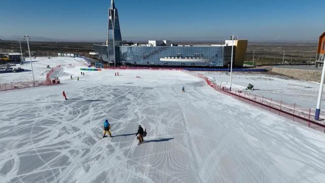 欢迎来朔州滑雪