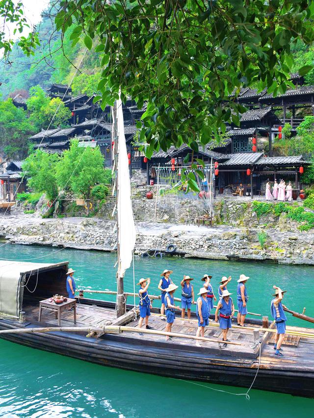 后悔没早去！游轮养老游把爸妈玩超爽