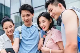 我发现，男人最少要活到七十岁才能算是人生赢家图片