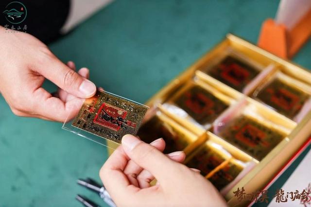 国庆中秋长假首日“炸”场！龙门古镇逛到腿软停不下来，美食吃到扶墙走！