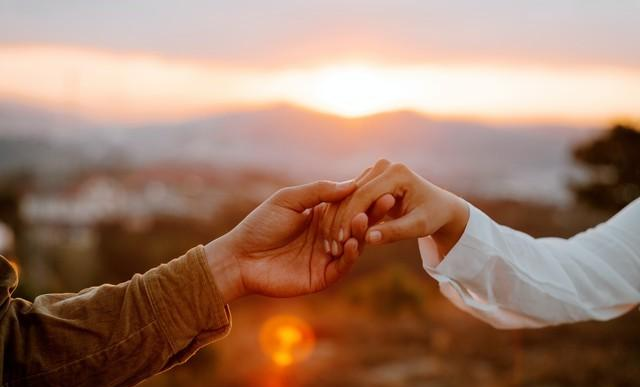 心理学：大多数夫妻关系变坏，不是性格不和，而是三个原因作祟