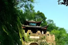 海龙囤，被播州土司视为铜墙铁壁的城堡，当年是如何被明军攻破的图片