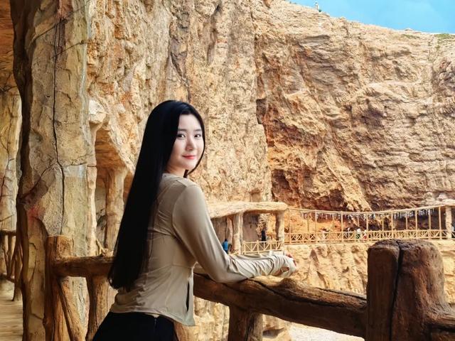 从浪浪山到蓬莱阁，这场仙境之旅太懂打工人了