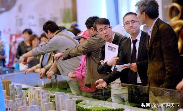 人口告别世界第一？二孩催生无效后，国家终于向住房出手了