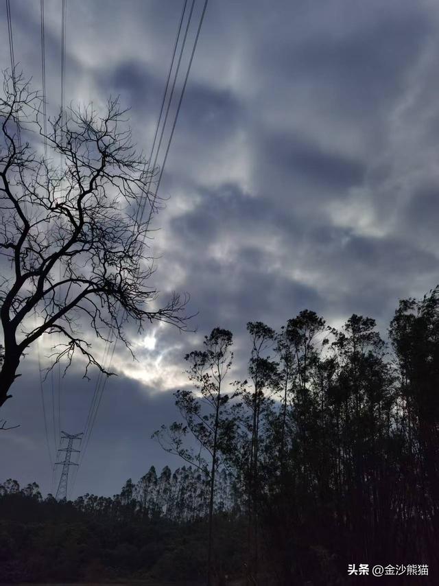 海陵岛上山水写实画一路相伴，双龙连续三年千里骑行22