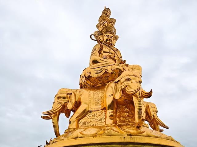 四川旅游：三到两佛山曲折纪行（图）