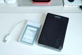 自由度最高的移动硬盘，1TB也就100多块，换盘只要3秒钟图片