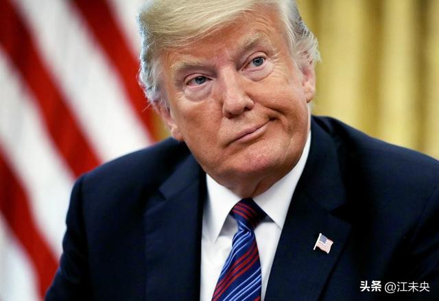 荷兰强抢中国企业，中国出手反击，芯片出口一刀切，欧美崩溃了