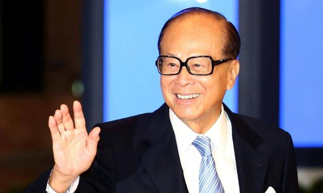 李嘉诚为什么甩卖内地房地产