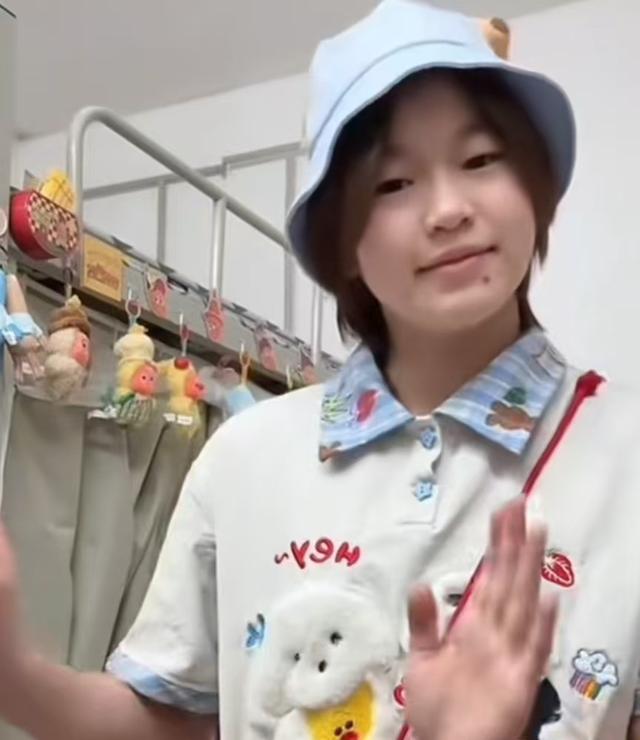全红婵近照曝光变瘦很多，哥哥发声澄清谣言，官媒也来“打假”了
