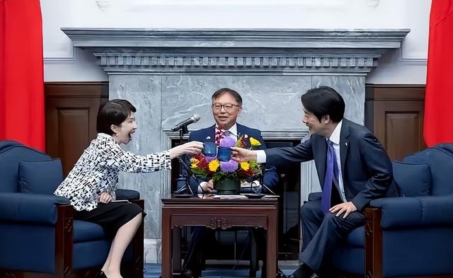 五常已做选择,中国反制五连击,高市再次对中国发难,送中方4个字