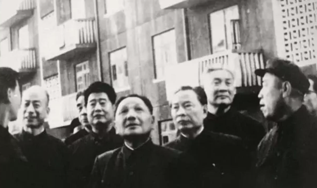 78年他调任北京市委书记，对华国锋抱怨：我到天津屁股还没坐稳