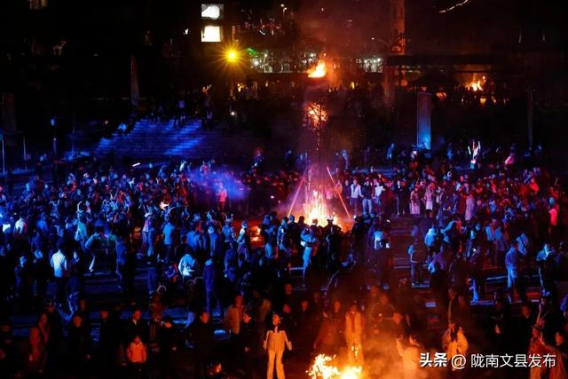 正月十五的白马山寨