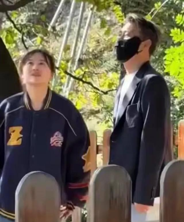 辛柏青没想到，和自己相依为命的17岁女儿，如今成了他的“救赎”