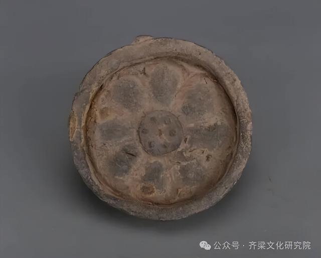 宿迁博物馆藏有一件梁武帝天监元年的买地契约