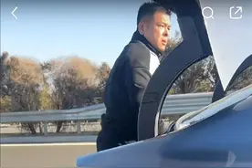 女生被司机丢高速后续：司机被处罚，女生身份被扒，当事人再发声图片