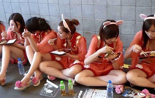 横店20万群演现状：美女泛滥成灾，懒汉光棍遍地，他们将何去何从