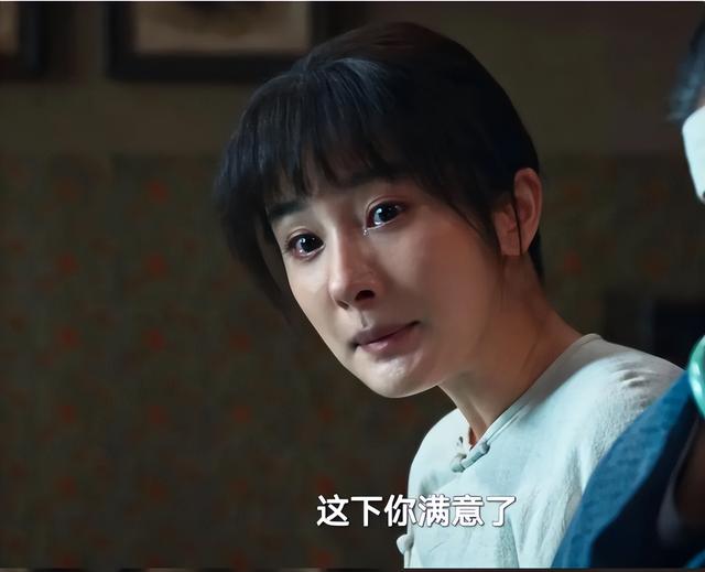 不会演就别尬演！《生万物》最大的败笔，就是请了“戏混子”的她