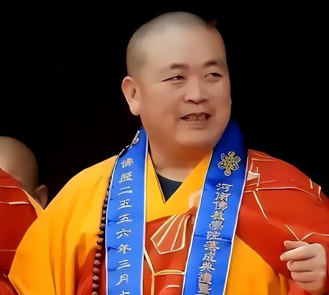 紧急发声！又一央视名嘴受牵连，与释永信合照流出，恶心一幕出现