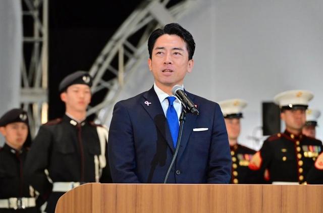 日本紧急拨通给北京的热线	，没料到电话那头只有忙音