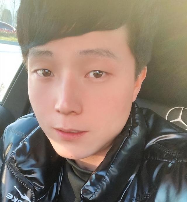 曝34岁知名演员已被枪毙！中国娱乐圈首例，倪大红、李雪健被牵连