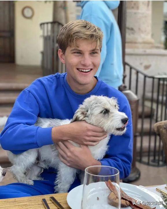 钱再多有啥用？70岁身价千亿的比尔盖茨	，还是要为23岁女儿操碎心