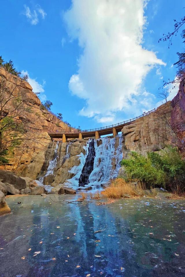 崂山这块石头火了！来崂山——“马”上好运！