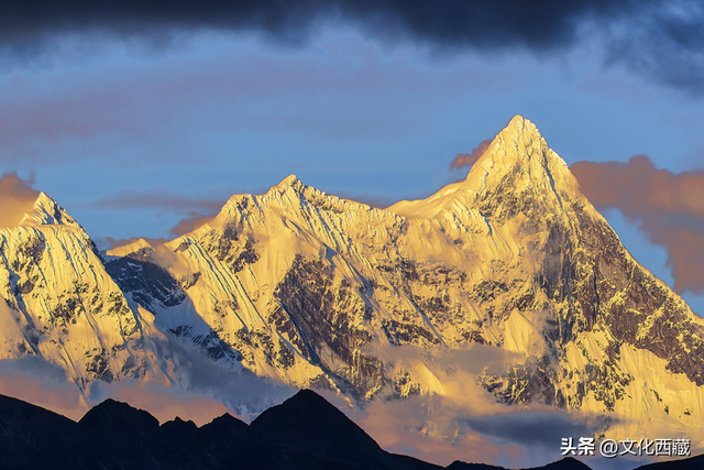 天啊，连万茜着迷的南迦巴瓦，世上还有比它更美的山峰吗？