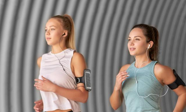 别猜了！常年跑步的人，一眼就能认出：3个“专属特征”藏不住