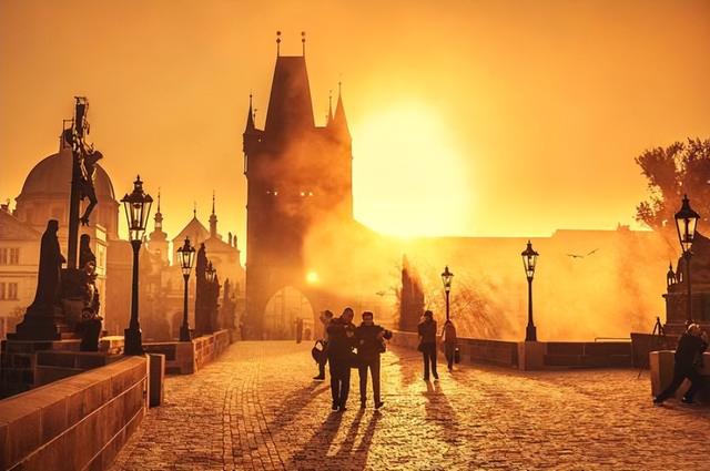 解锁说走就走的旅行？先对照这份8大“奢侈品”清单