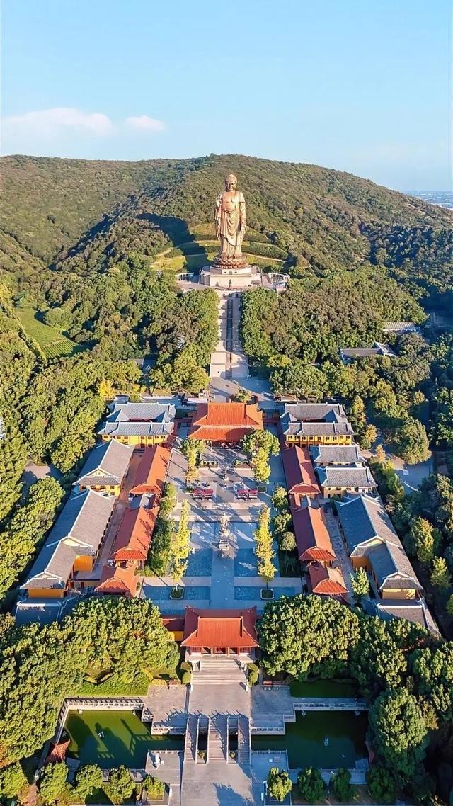 中国最赚钱的十个景点，游客越多，钞票越快进账？