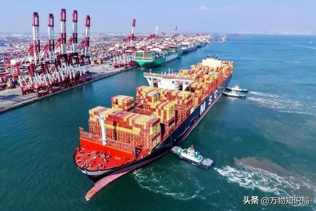 中美GDP差距再次缩小！25年中国GDP达20万亿美元，占美国GDP的64%