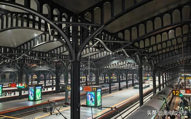 今年的哈尔滨,为啥格外的“热”?