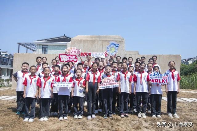 搭上大巴，来一场说走就走的国防walk！柘林镇“海防泱泱”全民国防教育大巴投入试运行