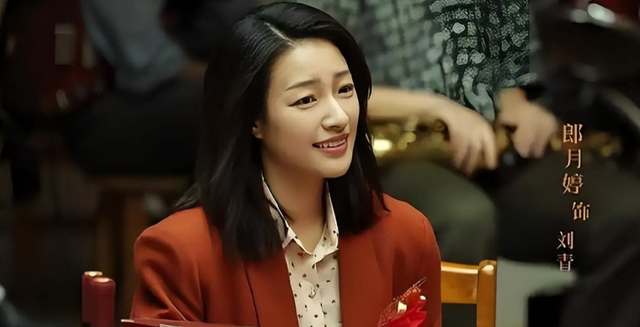 当“整容脸”混进央视缉毒剧，撞上天然脸演员，简直是丑态百出
