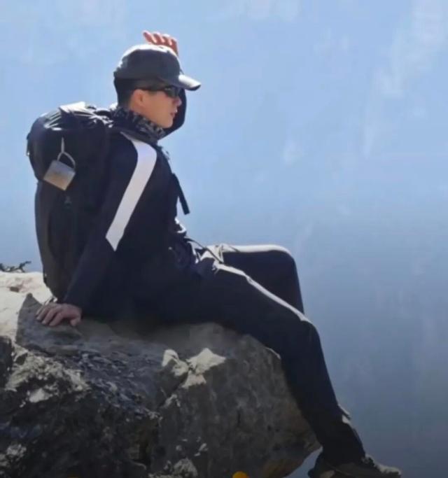 一路走好！短短半月，7位明星名人传死讯，最大103岁，最小28岁