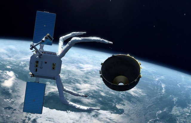 太空碎片威胁升级了！神舟二十号飞船被撞，6名航天员能否长驻？