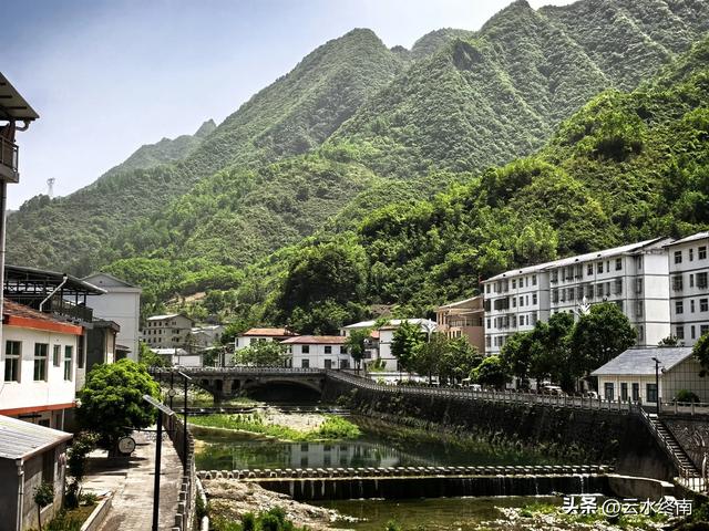 在中国“自然国心”鸡心岭，不但有大美山河，还有三省户籍的人家