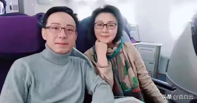 至今未婚未育，身边却有男人陪了近27年！59岁的她才是真人间清醒