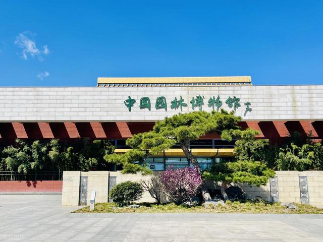 北京最值得去的10个免费景点推荐，不花一分钱玩转北京城！快码住