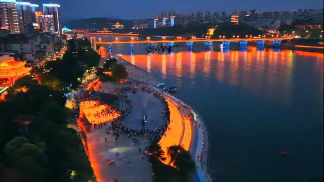 安康竹园小区：一方绿意四季如画，自然与人文之美