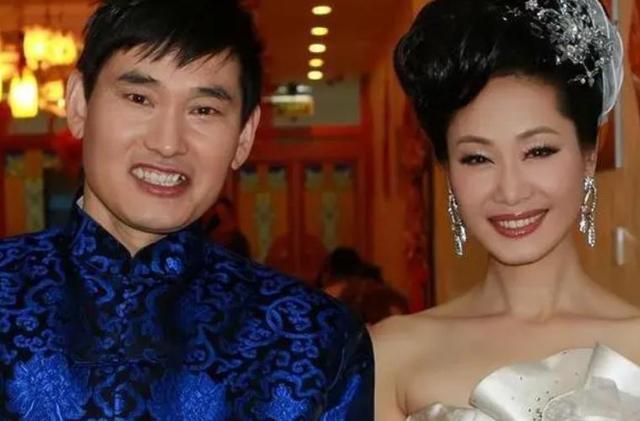 于文华：二婚嫁给未婚小伙，婚后23年未生一子，如今她过得如何？