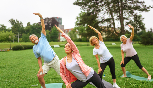 44岁女子每天慢跑健身，1年后中风去世，医生叹气：3个习惯没纠正