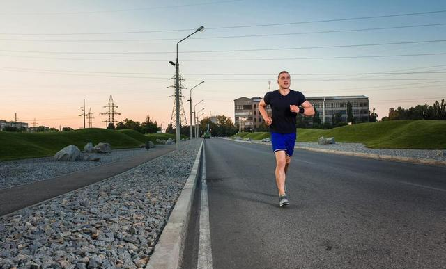 跑者必知！跑步“黄金法则”：一周几次？每次几公里？