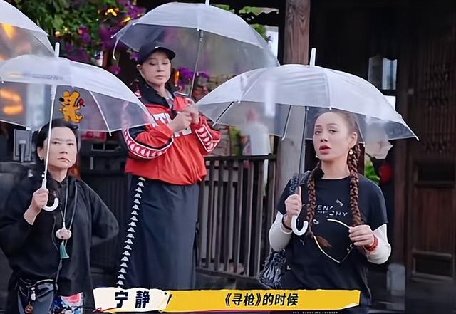 跟着《一路繁花2》打卡花溪~复刻姐姐们同款秋冬美景！