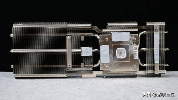 七彩虹RTX 5060显卡评测：性能比4060强41%以上！