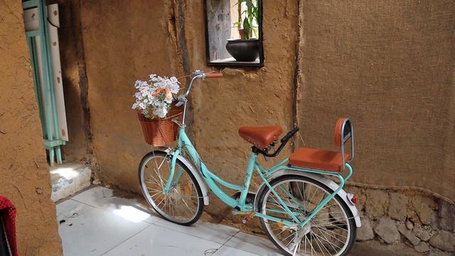 西昌张氏豪宅，第一户用发电机，洪水期间救了整个村寨